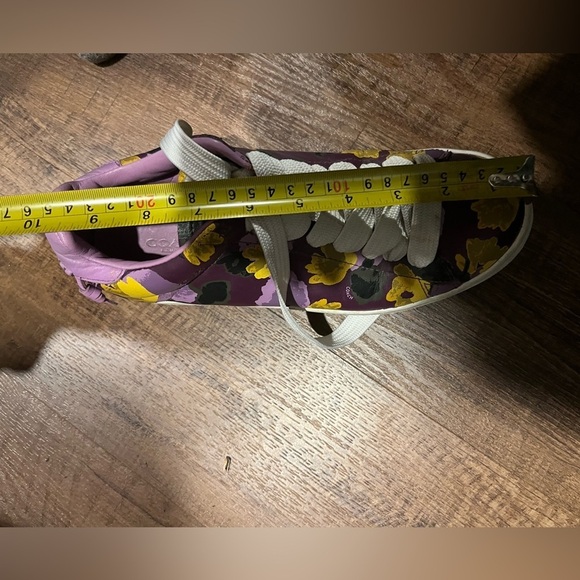 Coach- plum wildflower sneakers Size 8 - Picture 9 of 10